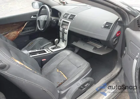 2011 Volvo C70 T5 from USA, damaged, VIN YV1672MC7BJ112128